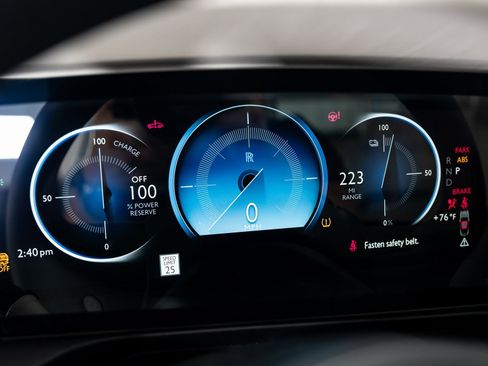 Used 2025 Rolls-Royce Spectre w/ Spectre Launch Package image 32