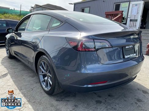Used 2023 Tesla Model 3 Standard Range image 88