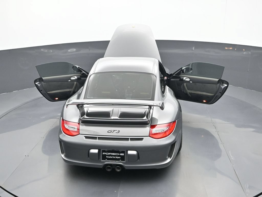 Used 2010 Porsche 911 GT3 RWD image 23