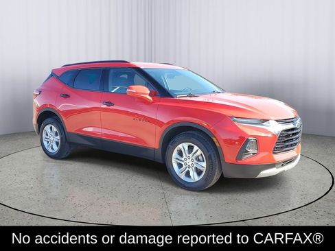 Used 2020 Chevrolet Blazer LT image 2