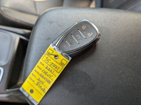 Used 2021 Chevrolet Equinox LT FWD image 24