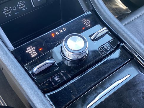 Used 2023 Jeep Grand Cherokee Overland image 25