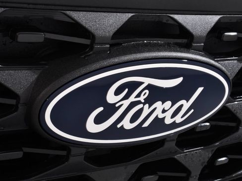 New 2026 Ford Maverick XLT w/ Equipment Group 301A AWD/4WD image 20