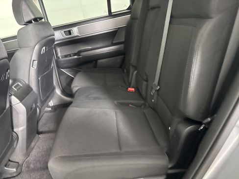 Used 2025 Hyundai Santa Fe SE image 21