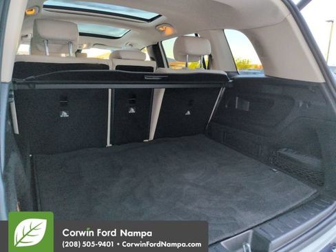 Used 2020 Mercedes-Benz GLB 250 4MATIC image 29