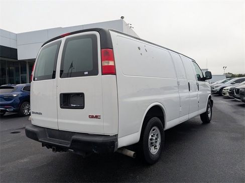 Used 2012 GMC Savana 2500 Extended w/ Power Package image 3