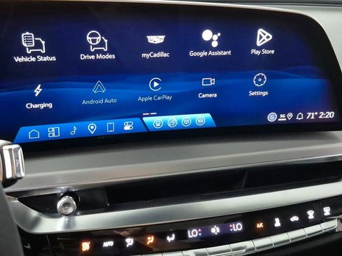 New 2026 Cadillac Lyriq Premium Luxury image 27