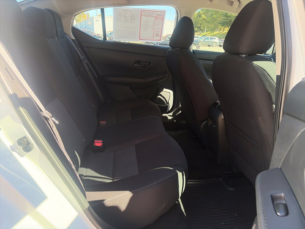 Certified 2024 Nissan Sentra SV FWD image 40