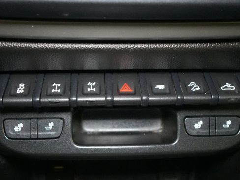 Used 2018 Chevrolet Colorado ZR2 image 32