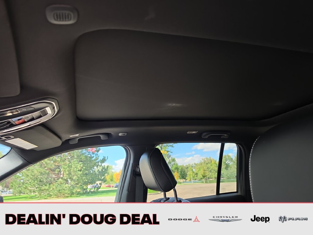 New 2027 Jeep Grand Cherokee Limited AWD/4WD image 21