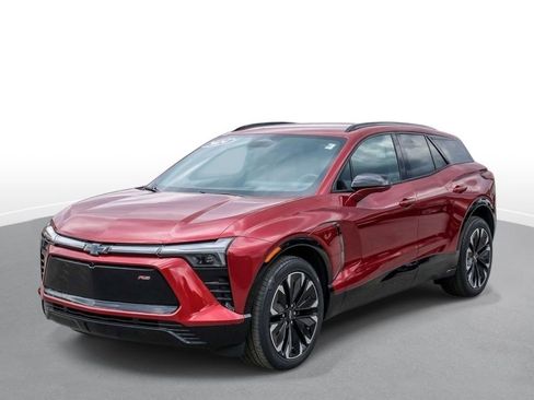 Used 2024 Chevrolet Blazer EV RS AWD/4WD image 4