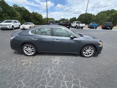 Used 2009 Nissan Maxima 3.5 SV FWD image 3