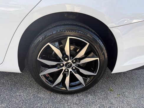 Used 2020 Chevrolet Malibu RS FWD image 8