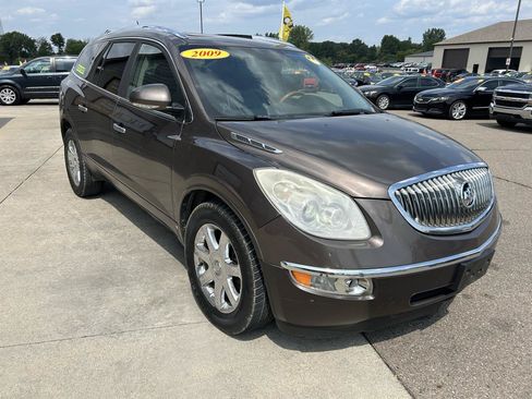 Used 2009 Buick Enclave CXL AWD/4WD image 3