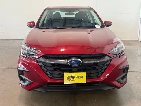 Used 2025 Subaru Legacy Premium AWD/4WD image 4