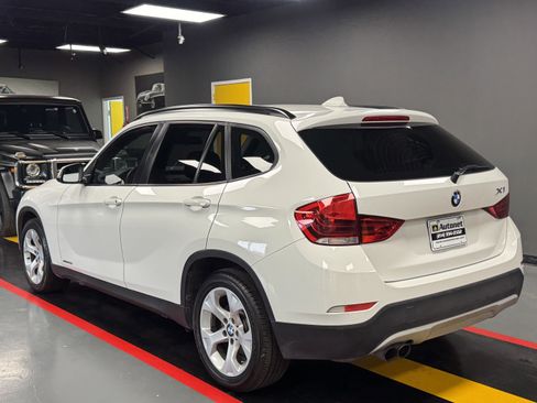 Used 2015 BMW X1 sDrive28i image 4