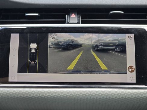 Used 2023 Land Rover Range Rover Evoque S image 24