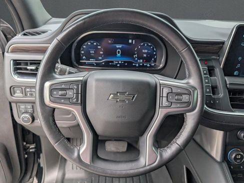 Used 2023 Chevrolet Suburban Z71 w/ Luxury Package AWD/4WD image 48