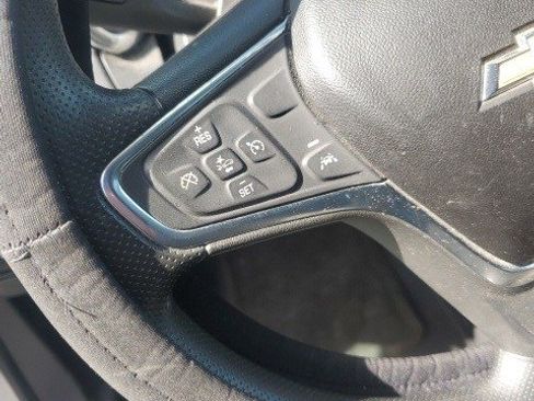 Used 2020 Chevrolet Equinox LT image 10