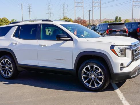 New 2026 GMC Terrain Elevation w/ Elevation Premium Package AWD/4WD image 6