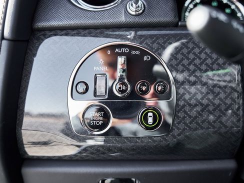 Used 2023 Rolls-Royce Cullinan Black Badge w/ Driver's Package image 58