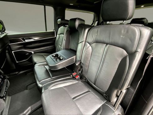 Used 2022 Jeep Wagoneer Series II w/ Premium Group I RWD image 21