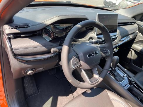 New 2026 Jeep Compass Latitude AWD/4WD image 9