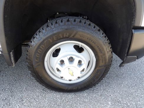 Used 2024 Chevrolet Silverado 3500 W/T w/ Snow Plow Prep Package AWD/4WD image 62