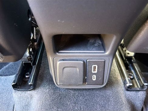 Used 2025 Chevrolet TrailBlazer RS w/ Convenience Package AWD/4WD image 25