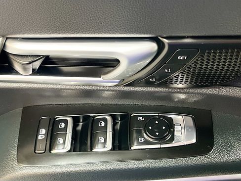 Used 2025 Kia Telluride SX Prestige X-Line image 18