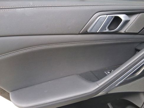 Certified 2023 BMW X6 xDrive40i w/ Executive Package image 26