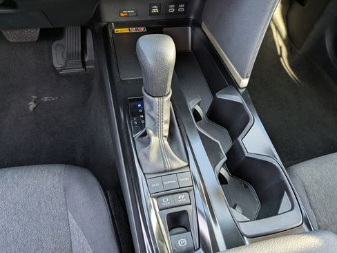 Certified 2025 Toyota Camry LE image 27