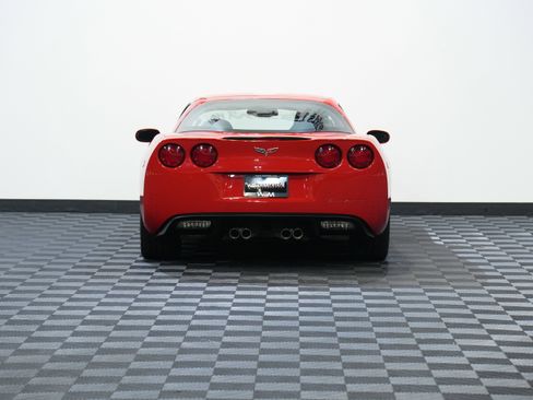 Used 2007 Chevrolet Corvette Coupe w/ Preferred Equipment Group image 7