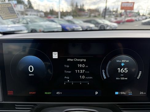 Certified 2025 Hyundai Ioniq 5 SEL image 21