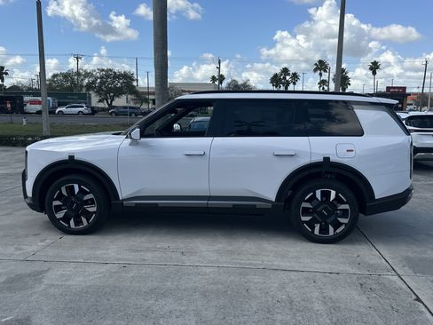 New 2027 Kia Telluride S image 9