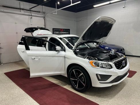 Used 2016 Volvo XC60 T6 R-Design w/ Climate Package image 46