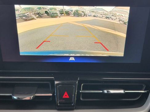 New 2026 Chevrolet TrailBlazer LT w/ Midnight Edition FWD image 13
