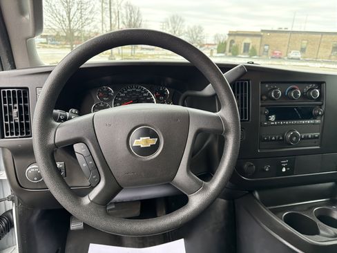 Used 2024 Chevrolet Express 2500 w/ Driver Convenience Package image 14