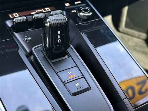 Used 2020 Porsche 911 Carrera image 22