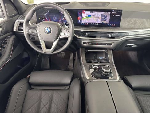 Used 2026 BMW X5 xDrive40i w/ Premium Package AWD/4WD image 4