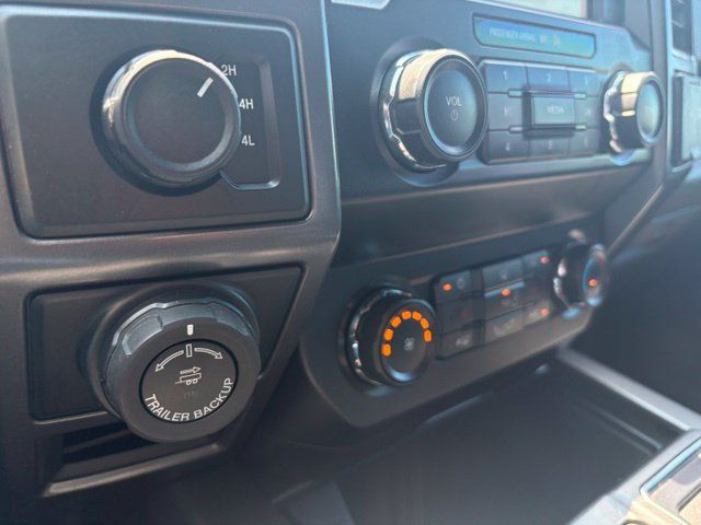 Used 2019 Ford F150 XLT w/ Equipment Group 302A Luxury AWD/4WD image 30