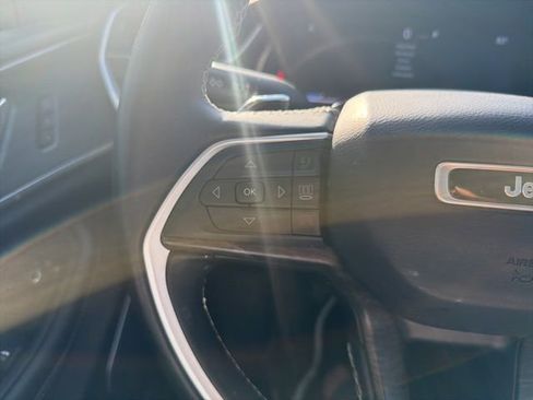 Used 2021 Jeep Grand Cherokee L Limited image 8