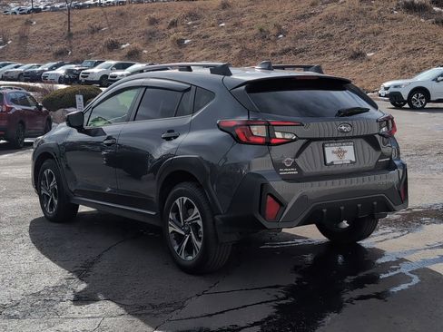 Used 2024 Subaru Crosstrek 2.0i Premium image 5
