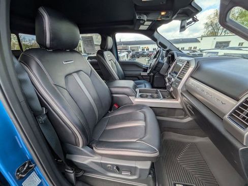 Used 2021 Ford F350 Platinum w/ FX4 Off-Road Package AWD/4WD image 19