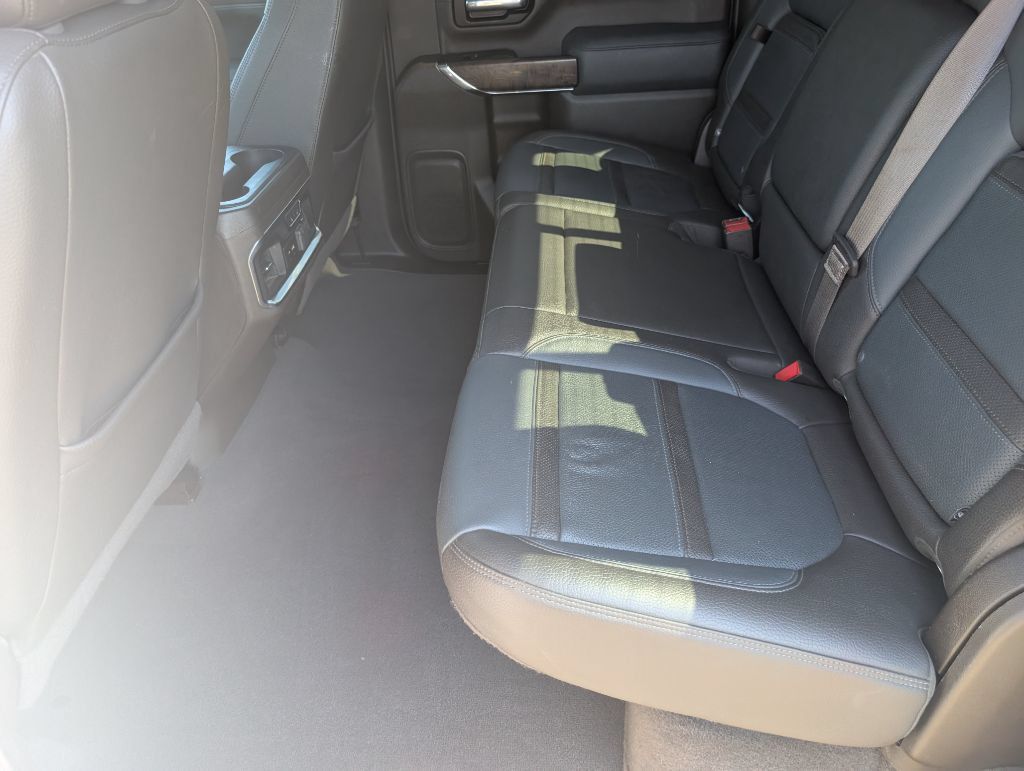Used 2021 GMC Sierra 2500 Denali w/ Denali Ultimate Package AWD/4WD image 9