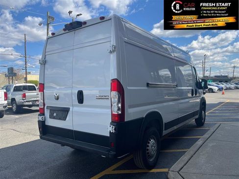 Used 2025 RAM ProMaster 2500 w/ Convenience Group FWD image 7