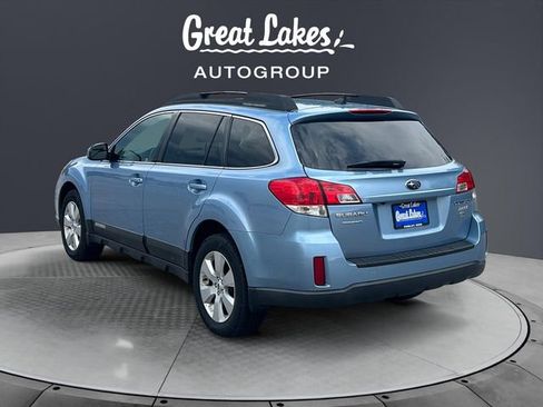 Used 2011 Subaru Outback 2.5i Limited w/ PWR Moonroof Pkg AWD/4WD image 3
