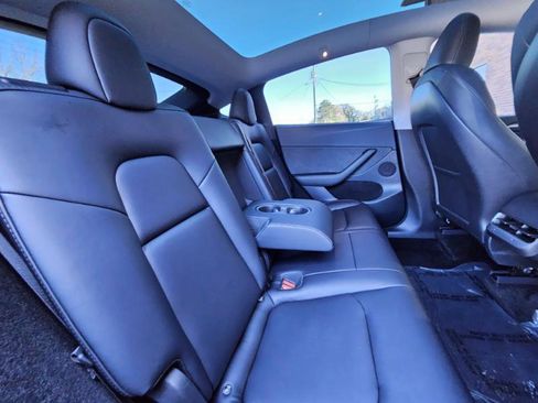 Used 2023 Tesla Model Y Long Range image 59