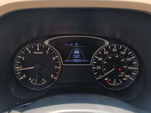 Used 2020 Nissan Pathfinder Platinum AWD/4WD image 20