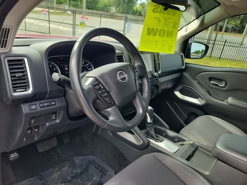 Used 2023 Nissan Frontier 4x4 Crew Cab image 10